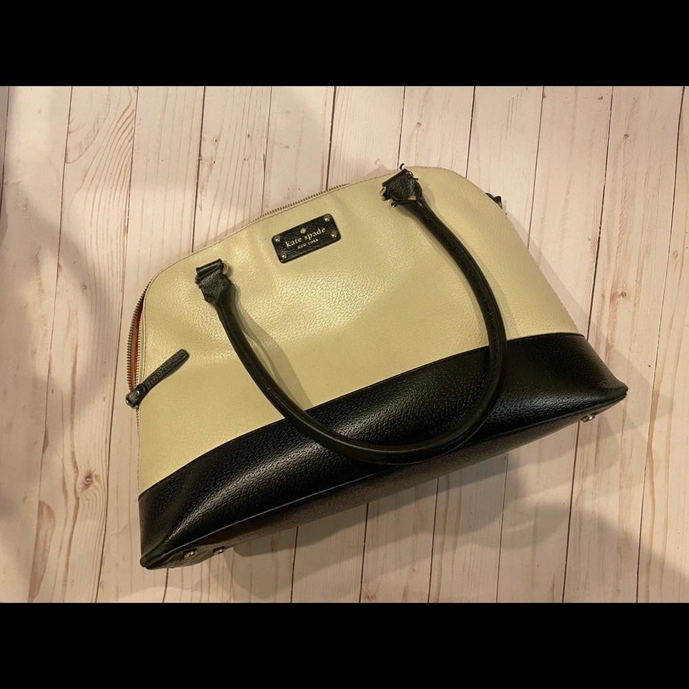 Kate spade tan and black handbag. Like new.